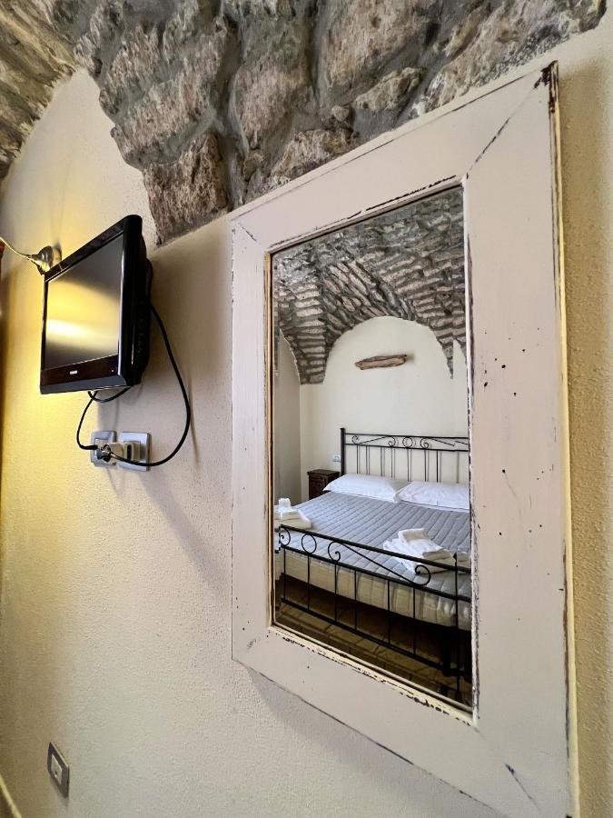 La Vecchia Torre Hotel Bosa Buitenkant foto