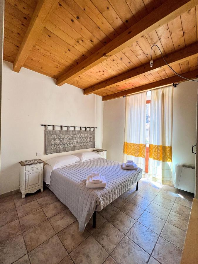 La Vecchia Torre Hotel Bosa Buitenkant foto