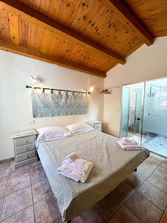 La Vecchia Torre Hotel Bosa Buitenkant foto