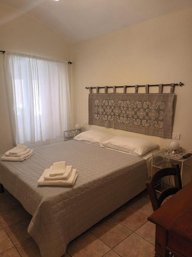 La Vecchia Torre Hotel Bosa Buitenkant foto