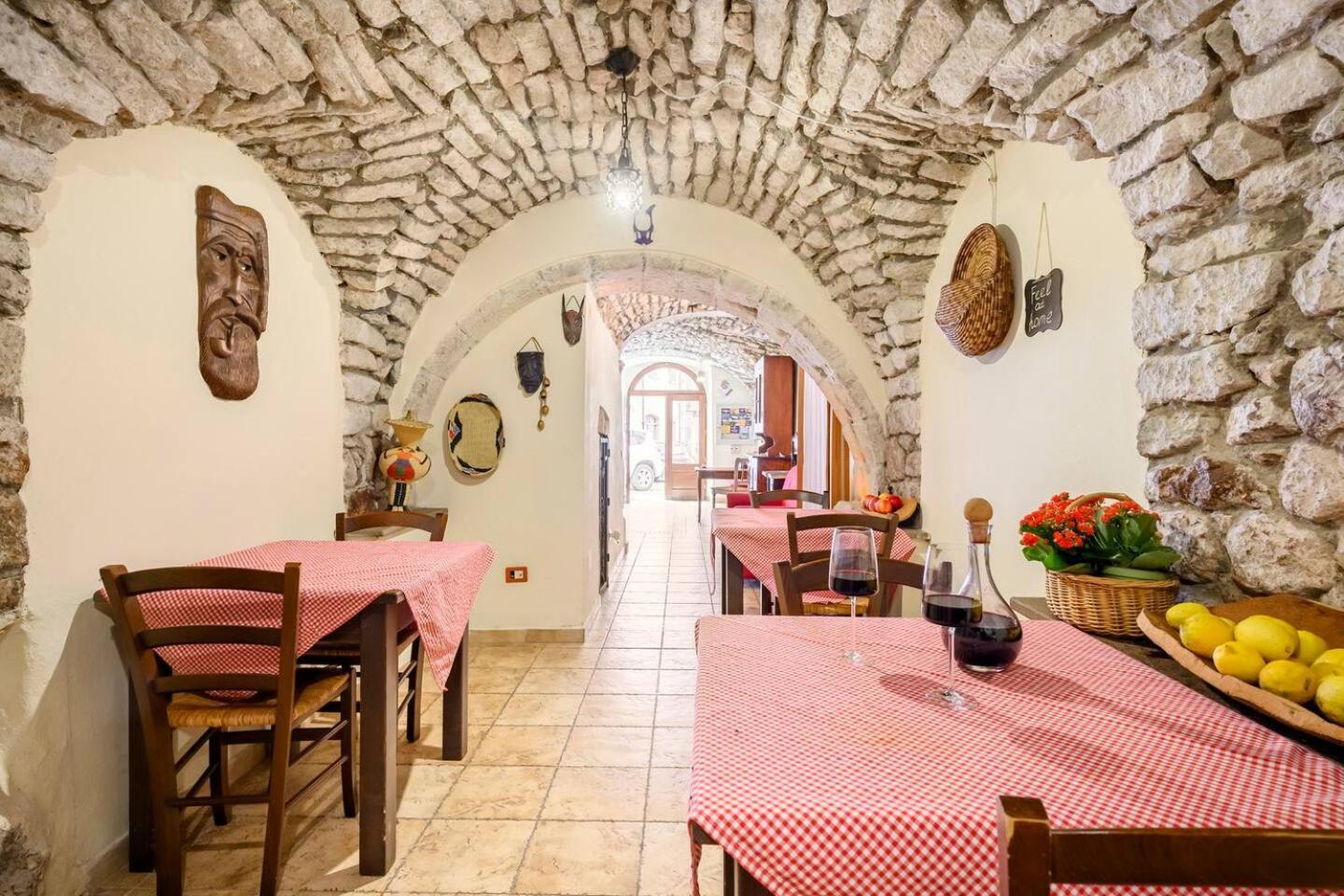 La Vecchia Torre Hotel Bosa Buitenkant foto